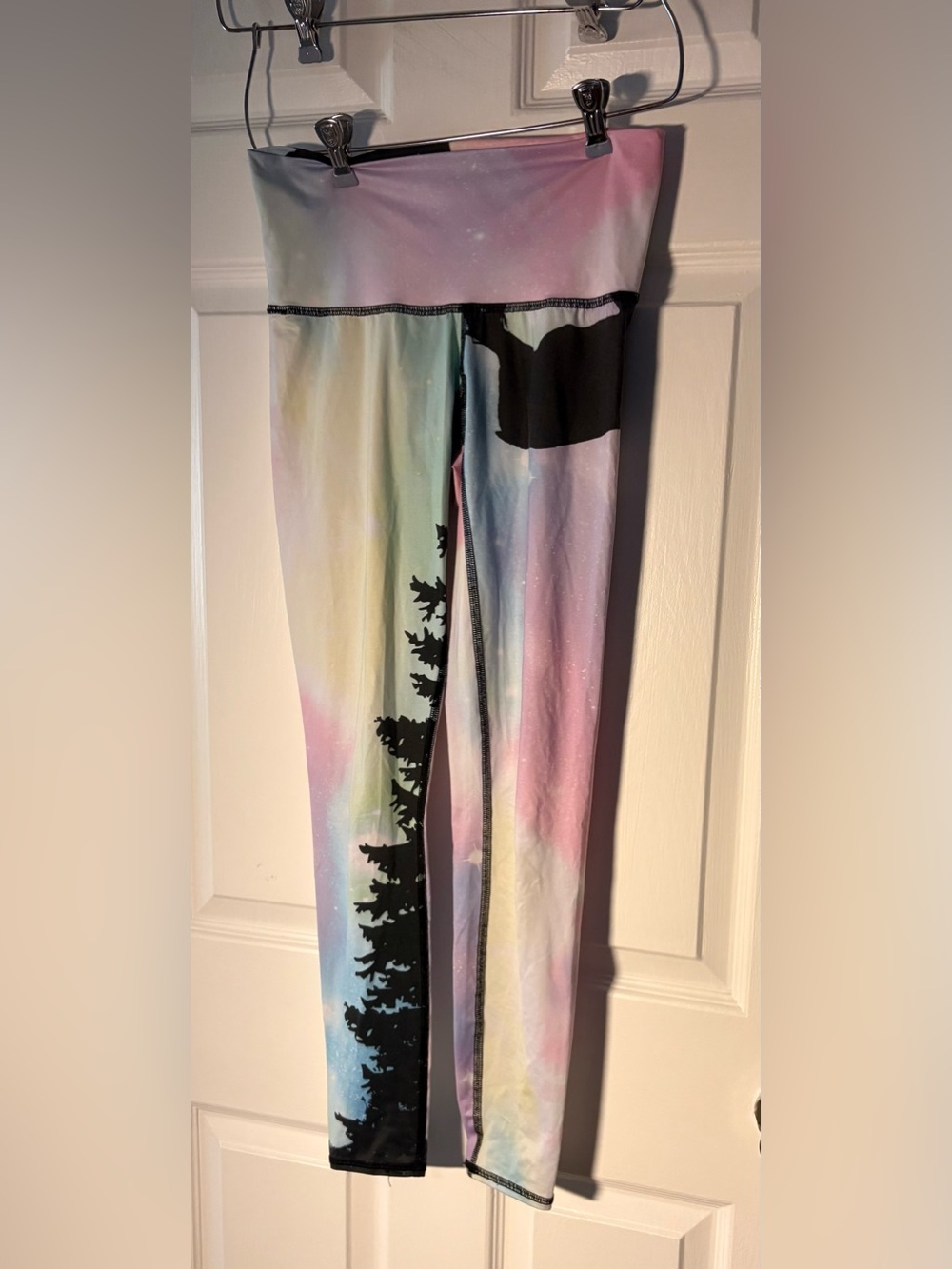 teeki Pastel Aurora Leggings with Black oSilhouette